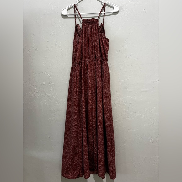 Universal Threads Maroon Maxi Dress Size S - Picture 3 of 3